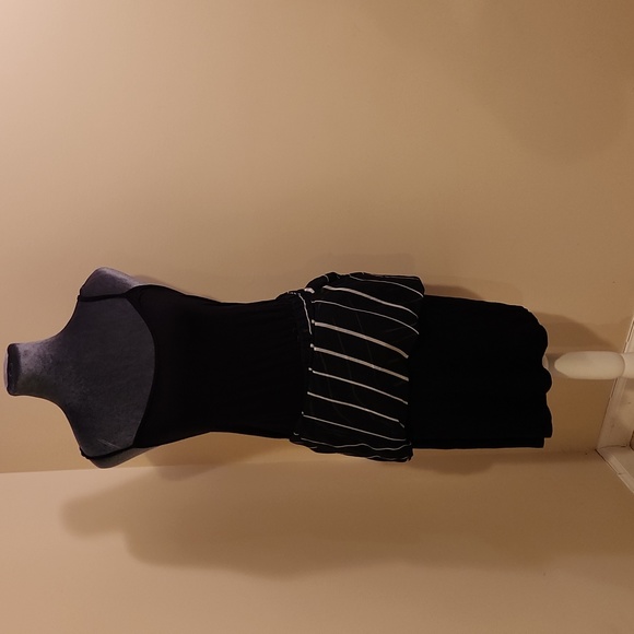 Strip sheer dress - Picture 5 of 6